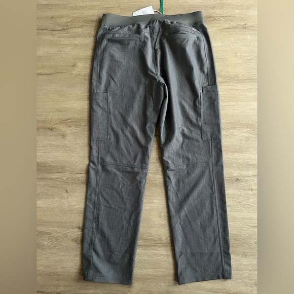 Figs Mens Graphite Gray Scrub Pants Axim Cargo Sz XL NWT - Picture 7 of 10